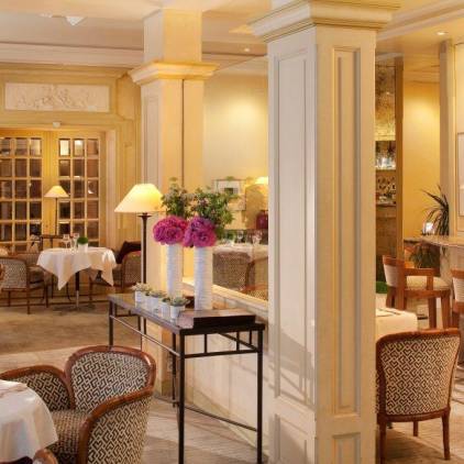 Le Bar